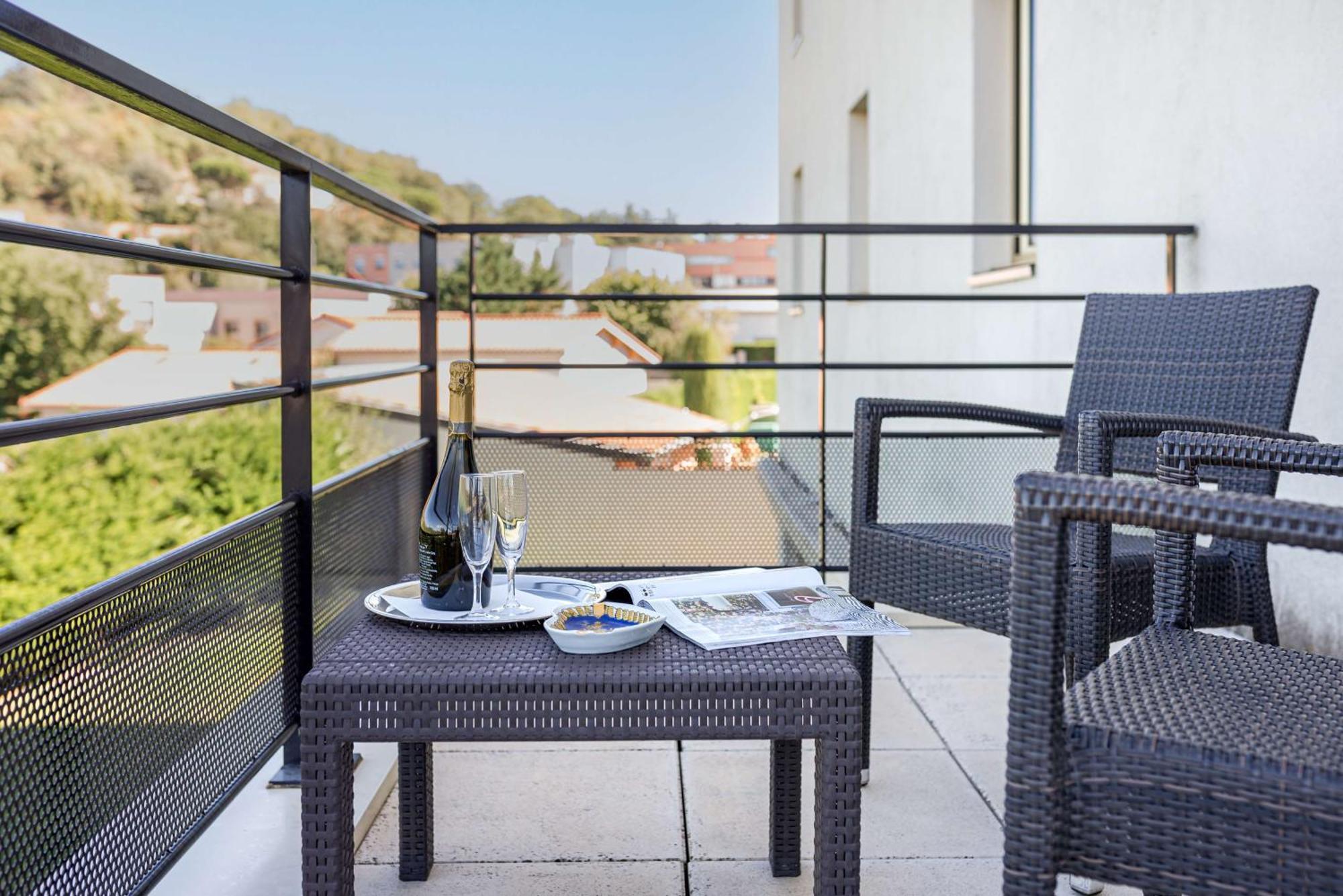 Best Western Hotel Des Barolles - Lyon Sud Brignais Exterior foto