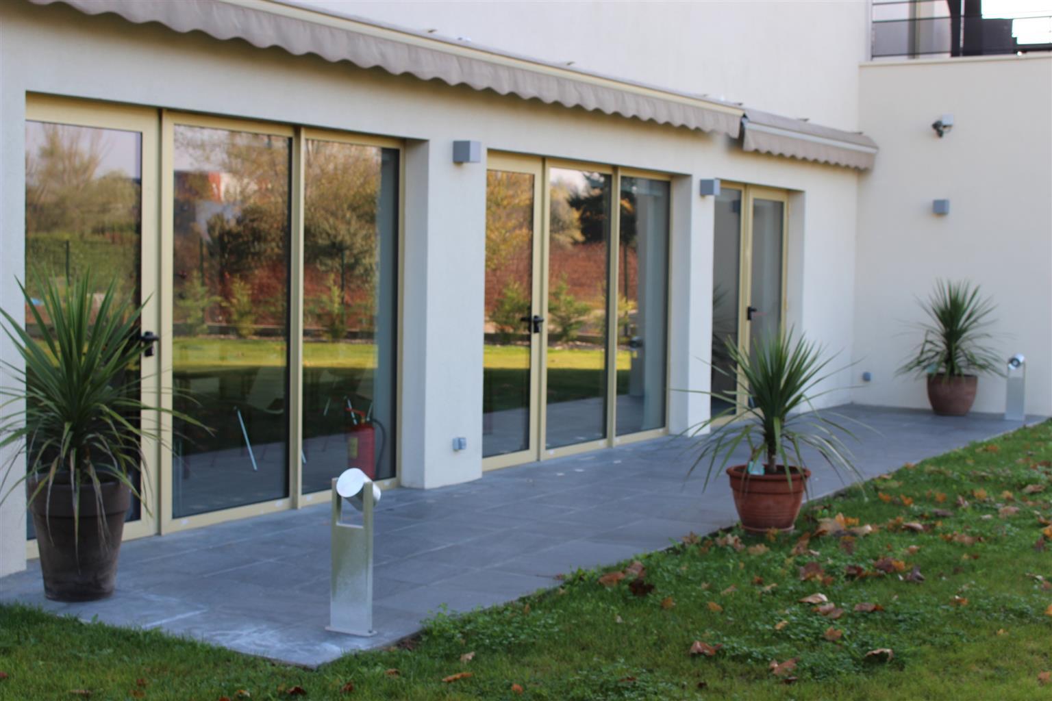 Best Western Hotel Des Barolles - Lyon Sud Brignais Exterior foto