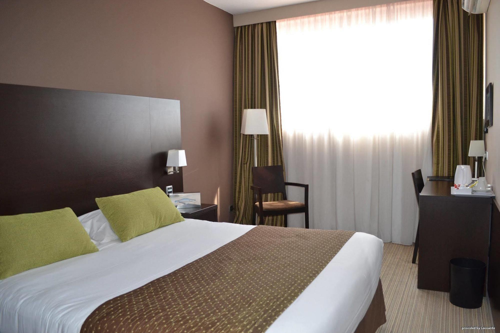 Best Western Hotel Des Barolles - Lyon Sud Brignais Exterior foto