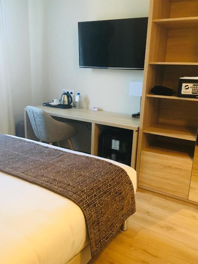 Best Western Hotel Des Barolles - Lyon Sud Brignais Exterior foto